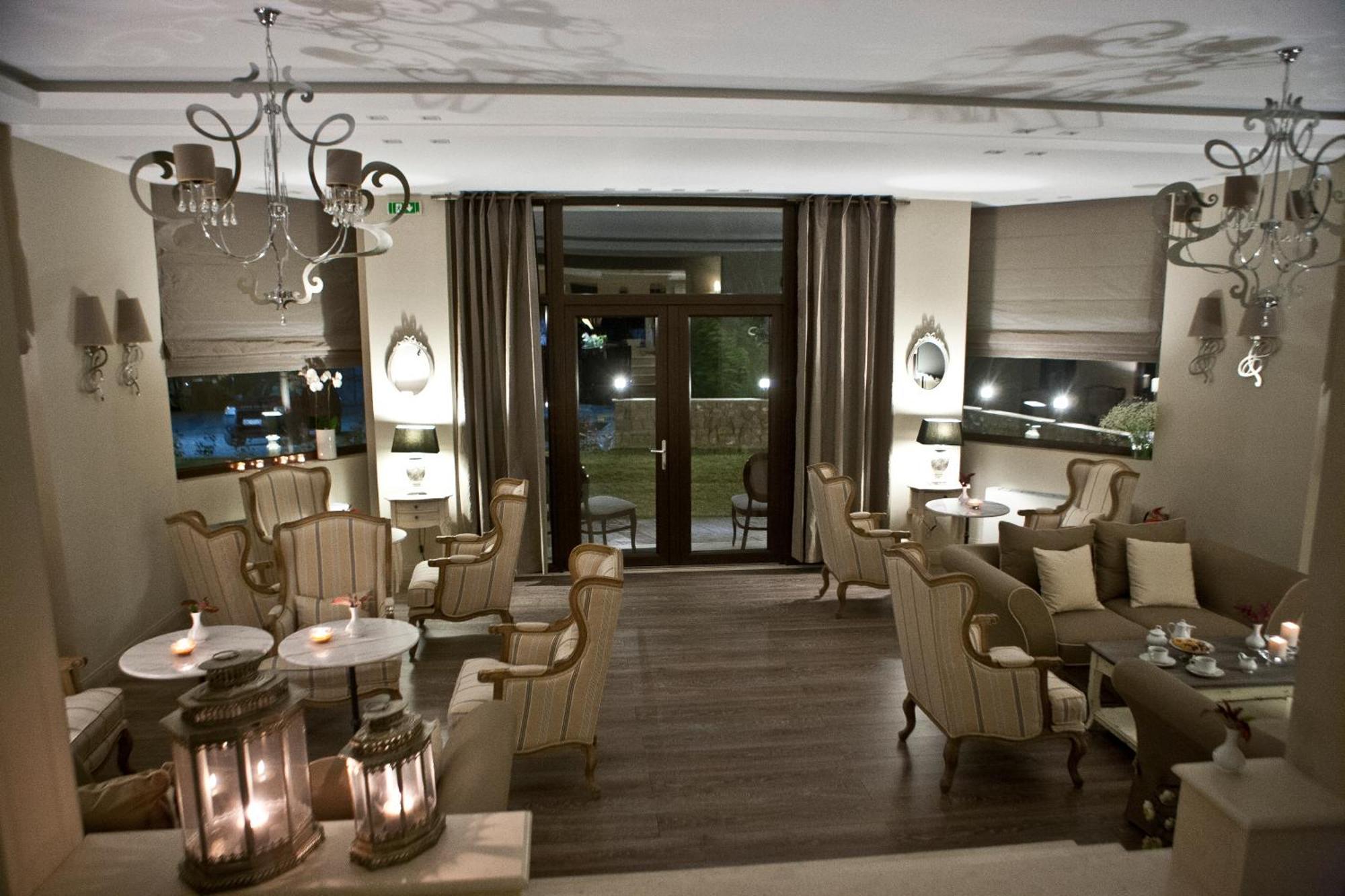 Melies Boutique Hotel Káto Loutrákion Buitenkant foto