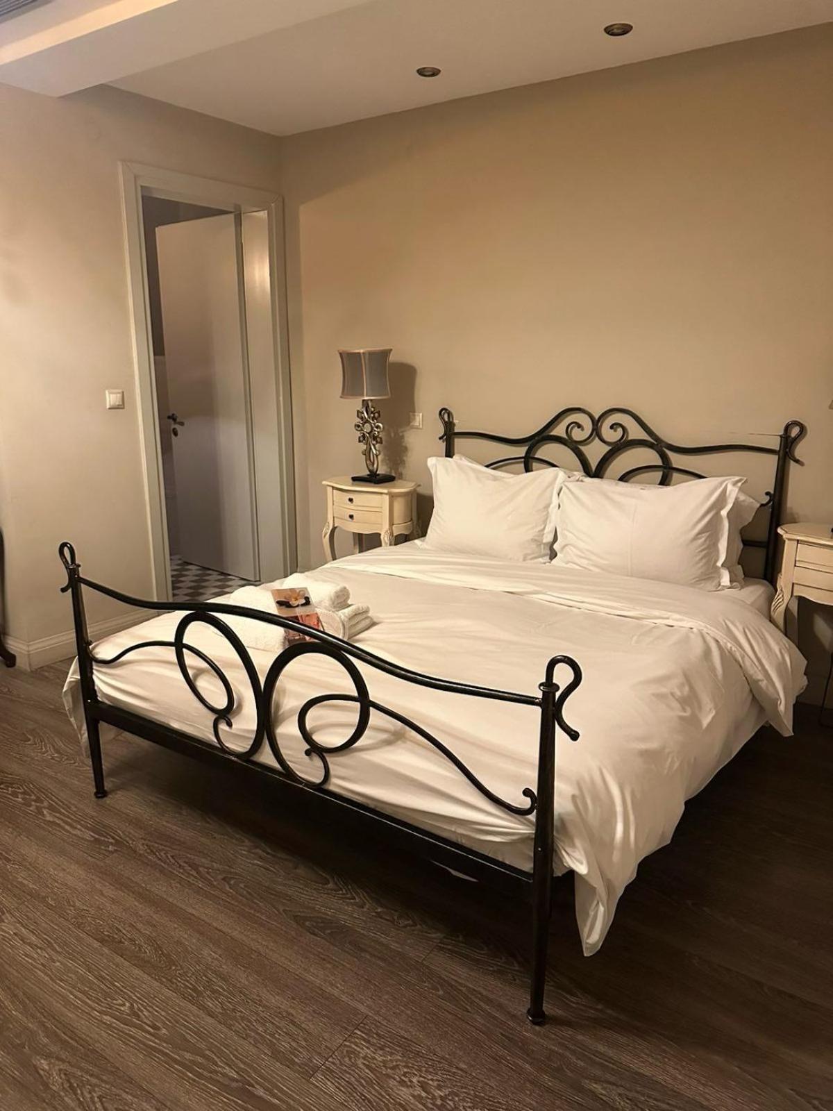 Melies Boutique Hotel Káto Loutrákion Buitenkant foto